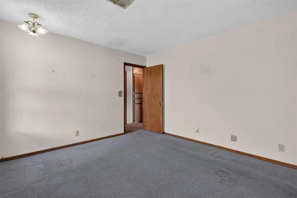 Photo 25 — 646 W Linden Drive, Mustang, OK 73064