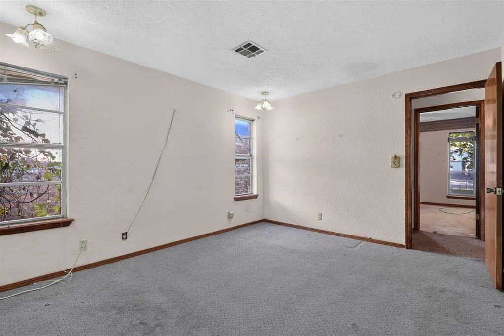 Photo 26 — 646 W Linden Drive, Mustang, OK 73064