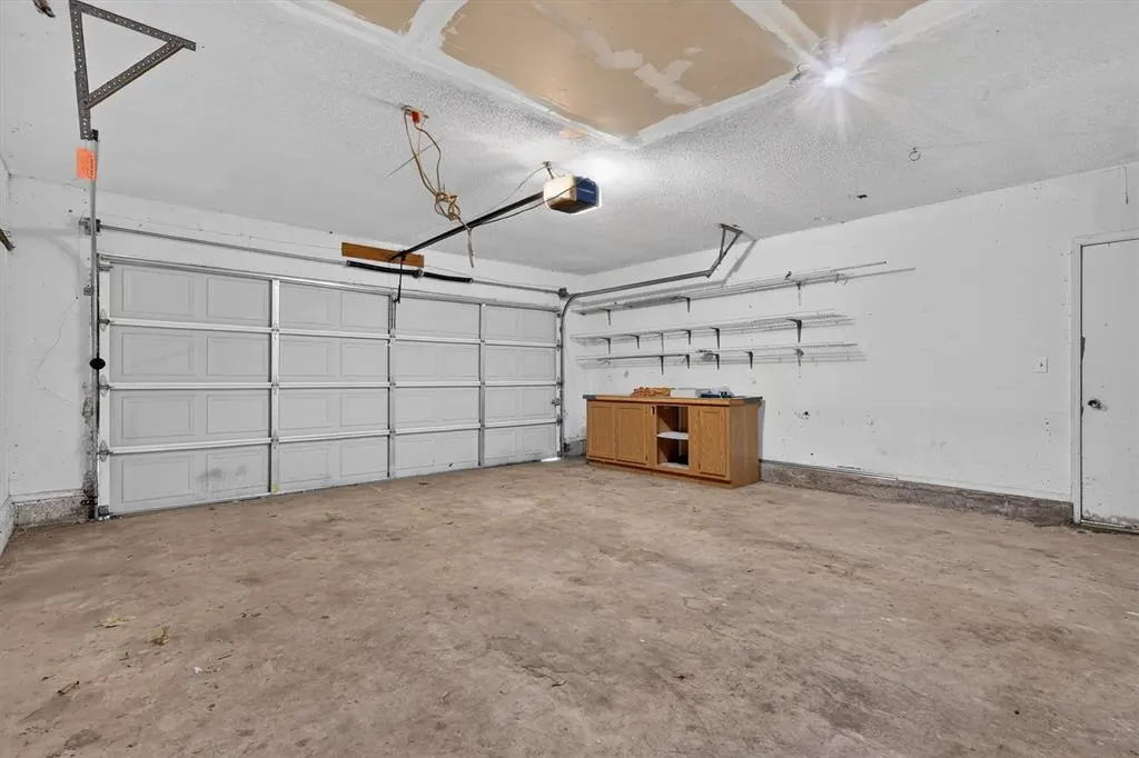 Photo 33 — 646 W Linden Drive, Mustang, OK 73064