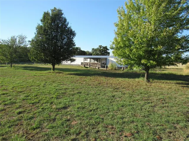 Photo 4 — 37304 Lake Road, Shawnee, OK 74801