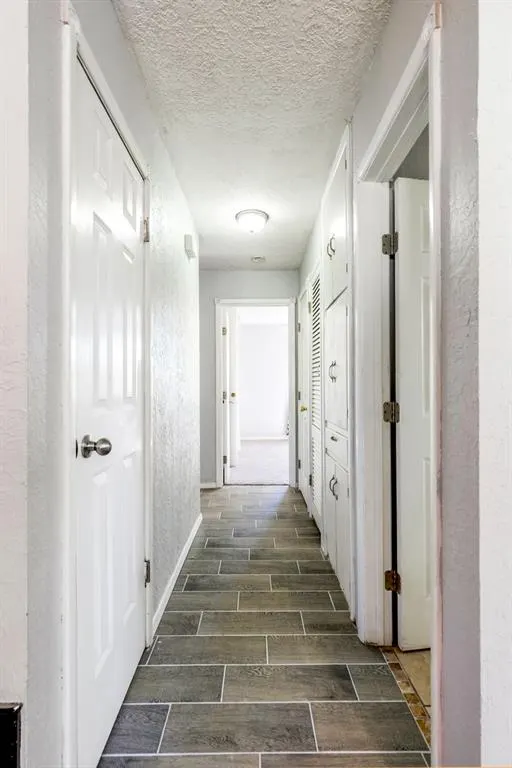 Photo 13 — 526 NW Glendale Drive, Lawton, OK 73507