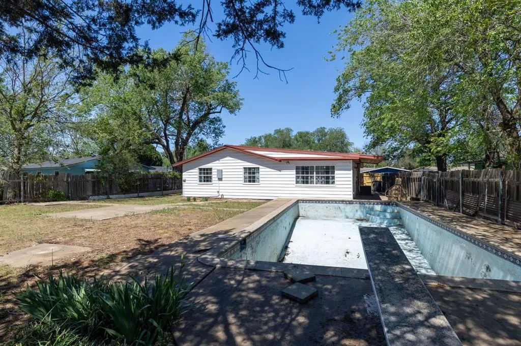 Photo 30 — 526 NW Glendale Drive, Lawton, OK 73507