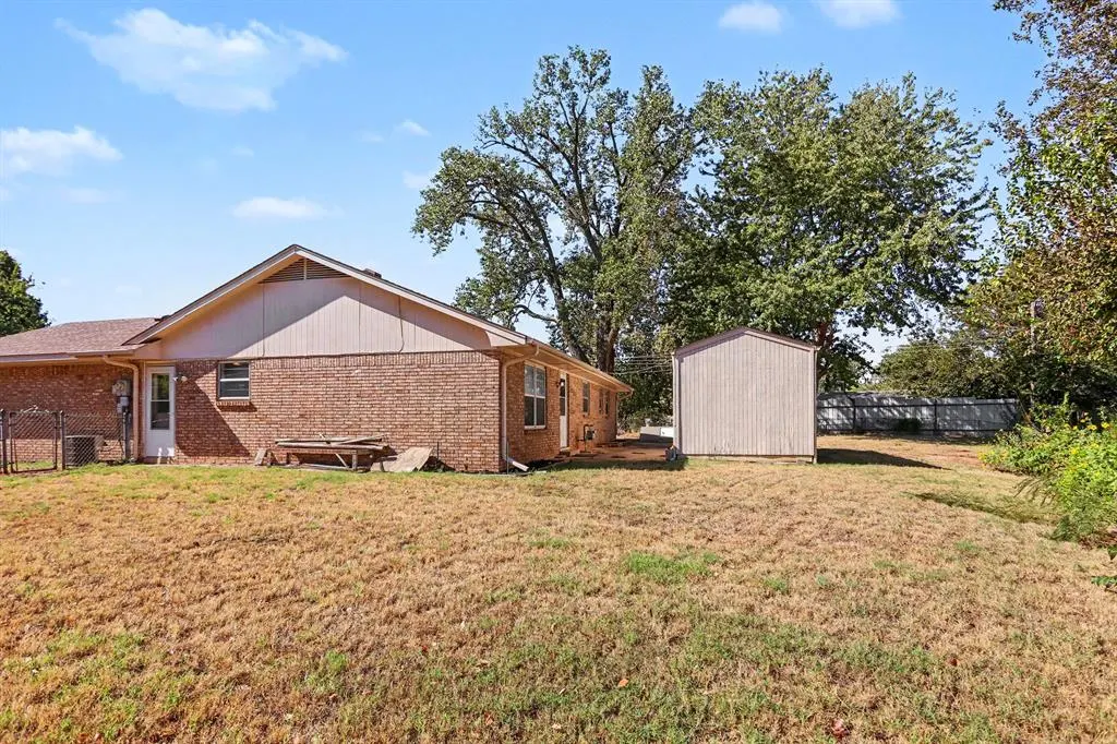 Photo 29 — 1945 Beverly Hills Street, Norman, OK 73072