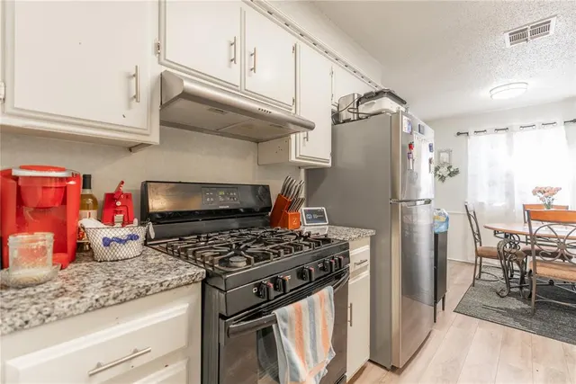 Photo 7 — 421 NW 89th Street, Oklahoma City, OK 73114
