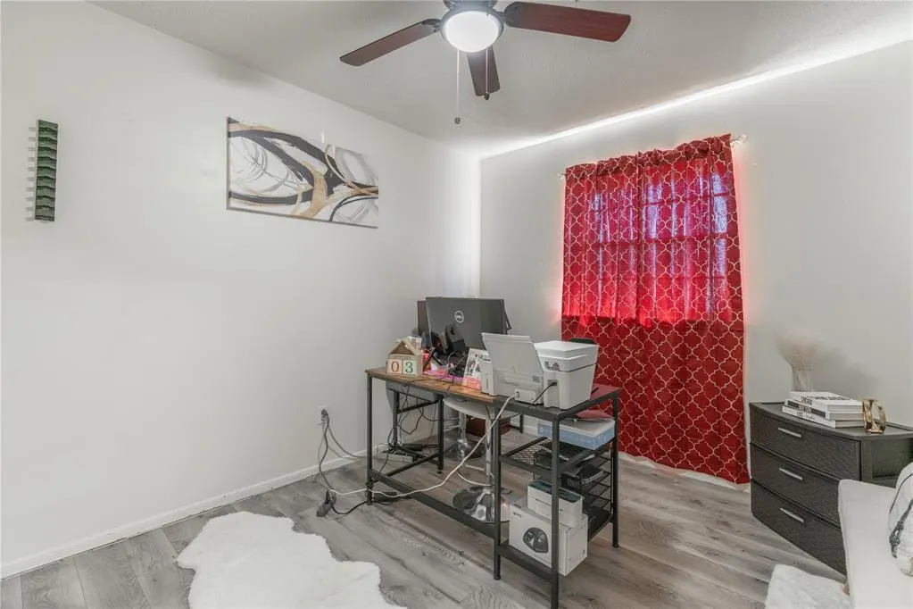 Photo 16 — 421 NW 89th Street, Oklahoma City, OK 73114