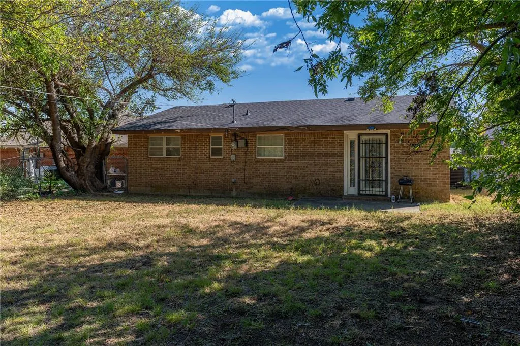Photo 24 — 421 NW 89th Street, Oklahoma City, OK 73114