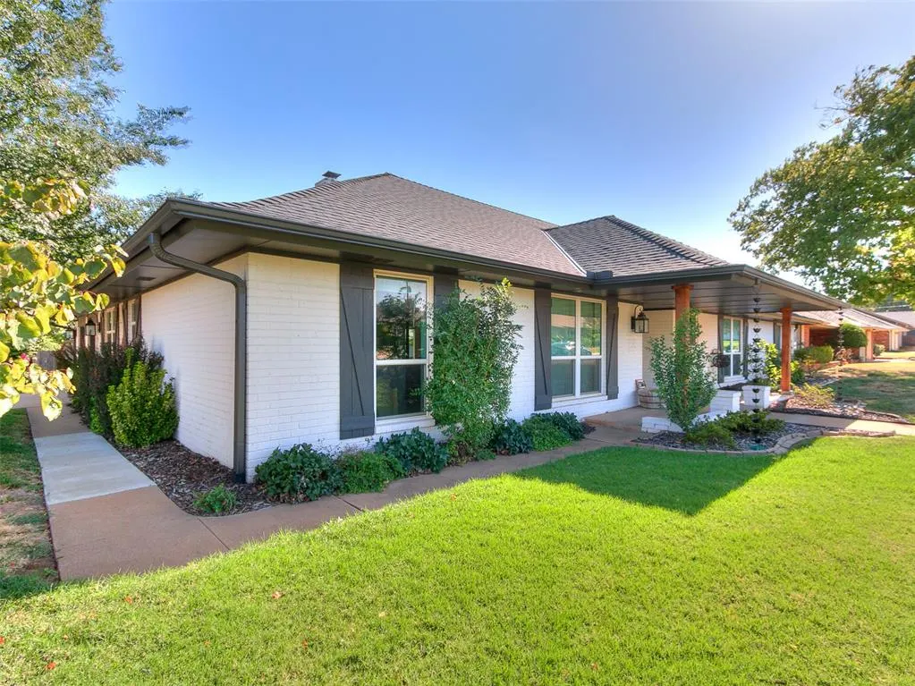 Photo 4 — 2316 NW 45th Street, Oklahoma City, OK 73112