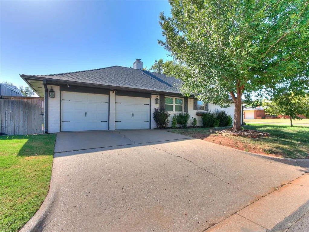 Photo 6 — 2316 NW 45th Street, Oklahoma City, OK 73112