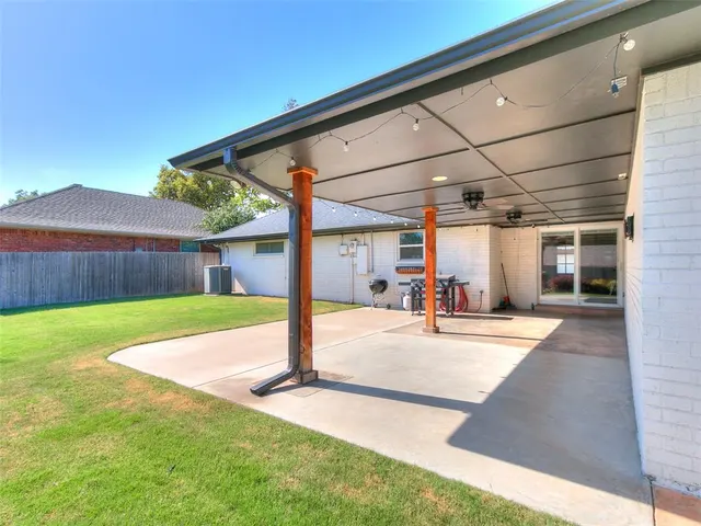 Photo 7 — 2316 NW 45th Street, Oklahoma City, OK 73112