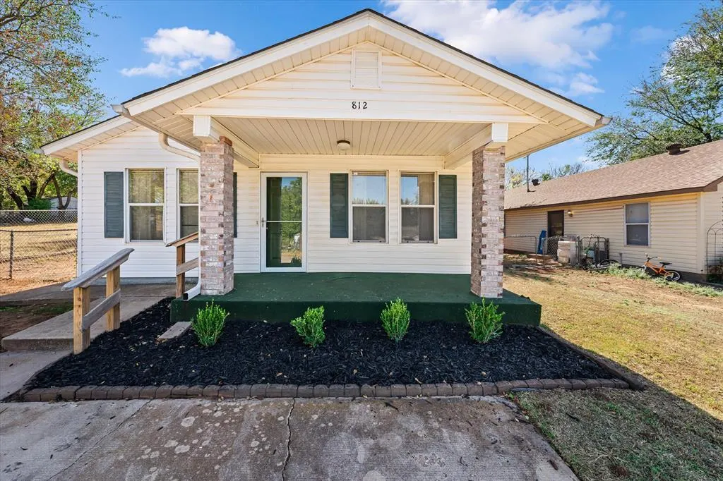 Front exterior — 812 SE 19th Street, Oklahoma City, OK 73129