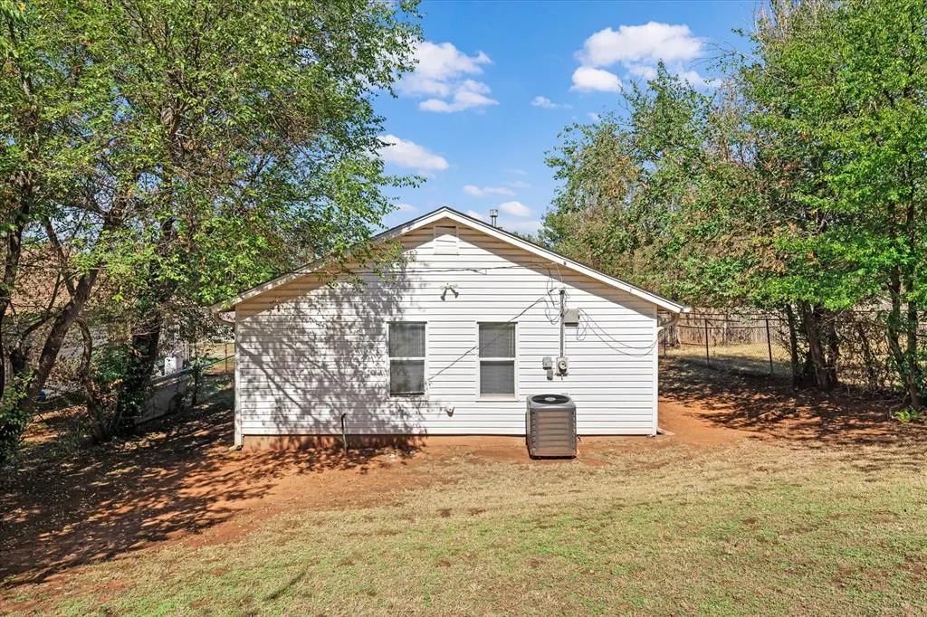 Photo 32 — 812 SE 19th Street, Oklahoma City, OK 73129