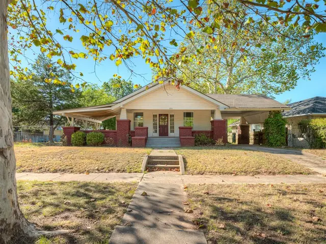 Photo 3 — 424 W Adams Street, Purcell, OK 73080