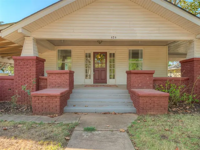 Photo 5 — 424 W Adams Street, Purcell, OK 73080