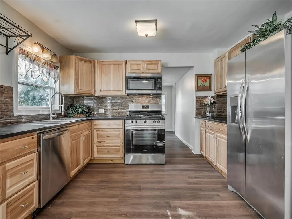 Photo 15 — 424 W Adams Street, Purcell, OK 73080