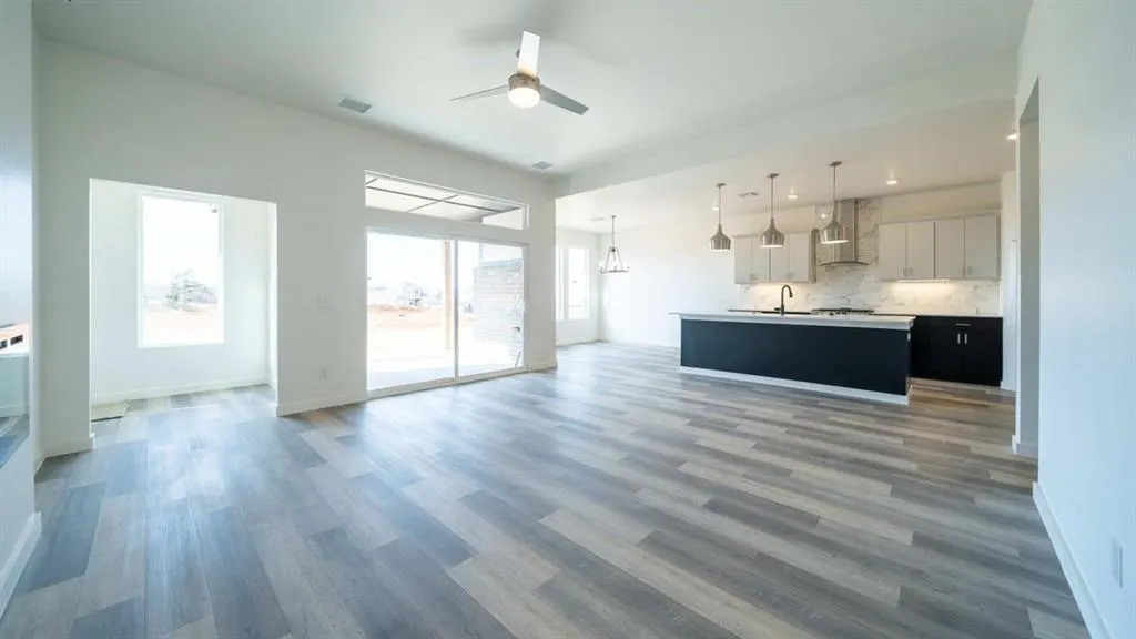 Photo 4 — 6032 Dale Avenue, Edmond, OK 73034
