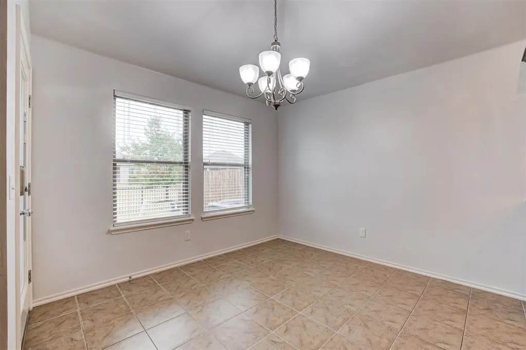 Photo 9 — 2549 NW 186th Street, Edmond, OK 73012