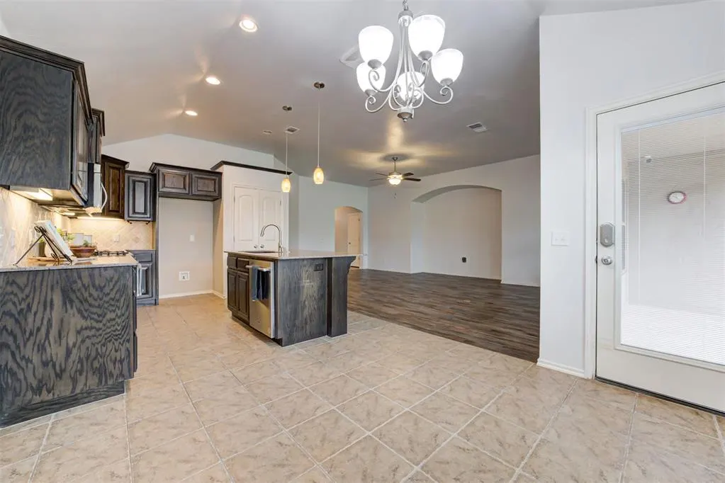Photo 11 — 2549 NW 186th Street, Edmond, OK 73012