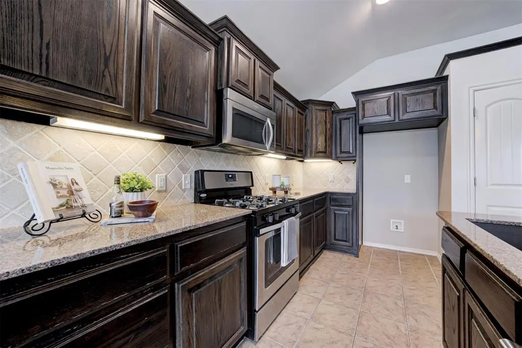 Photo 14 — 2549 NW 186th Street, Edmond, OK 73012