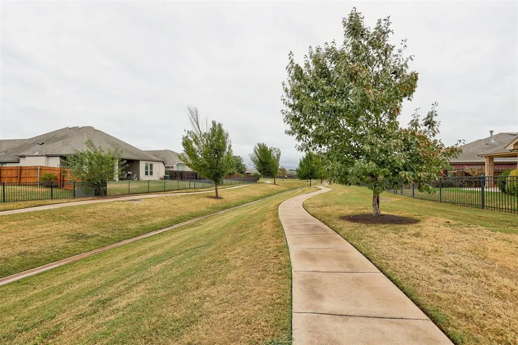 Photo 37 — 2549 NW 186th Street, Edmond, OK 73012