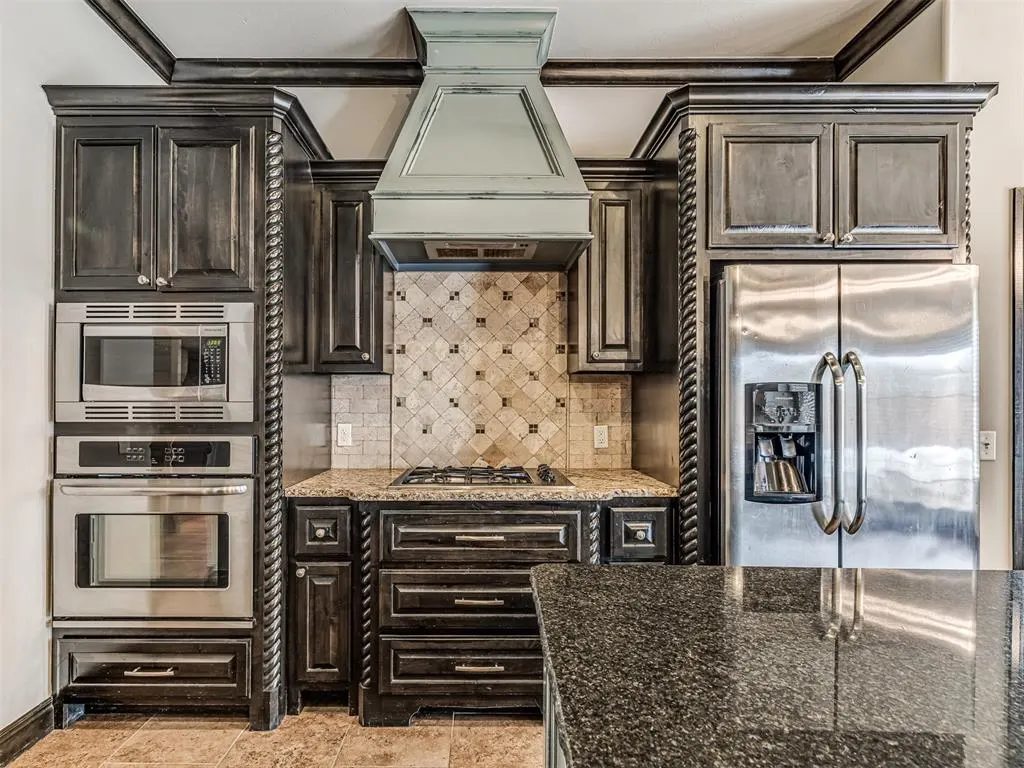 Photo 9 — 13609 Gentry Drive, Oklahoma City, OK 73142