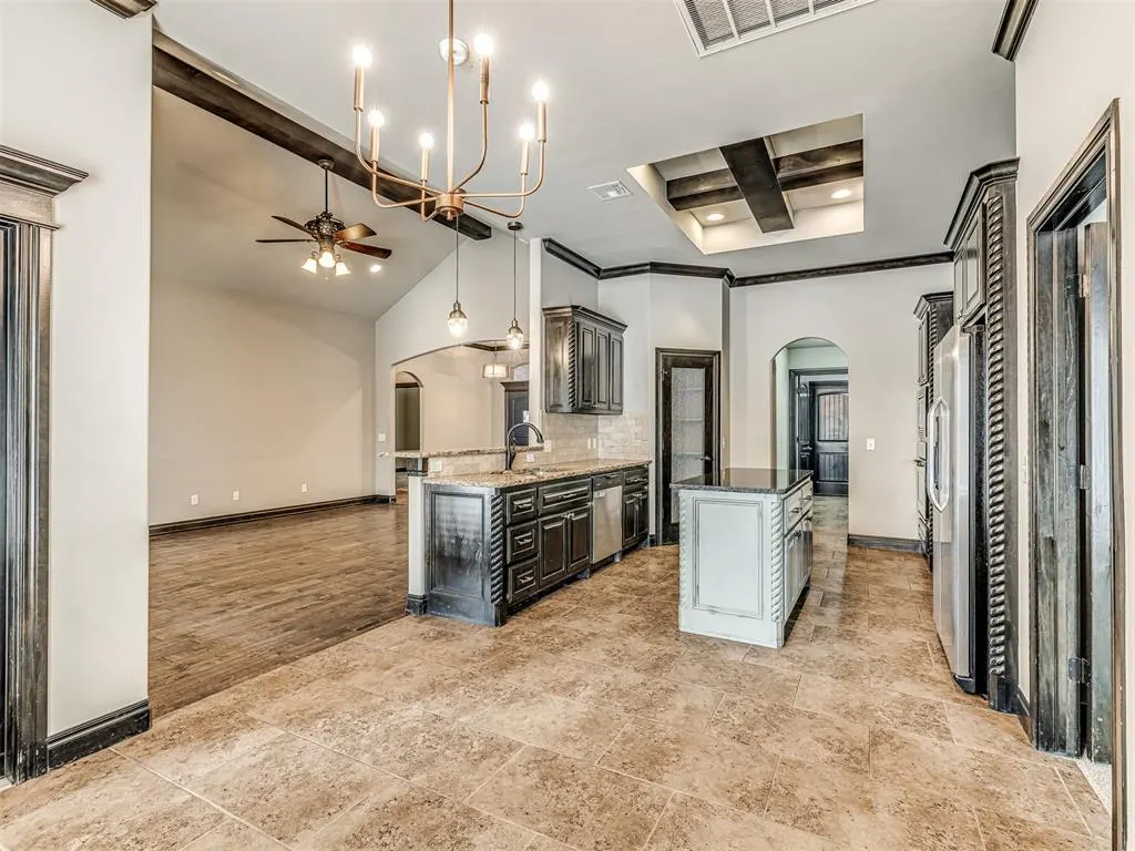 Photo 11 — 13609 Gentry Drive, Oklahoma City, OK 73142
