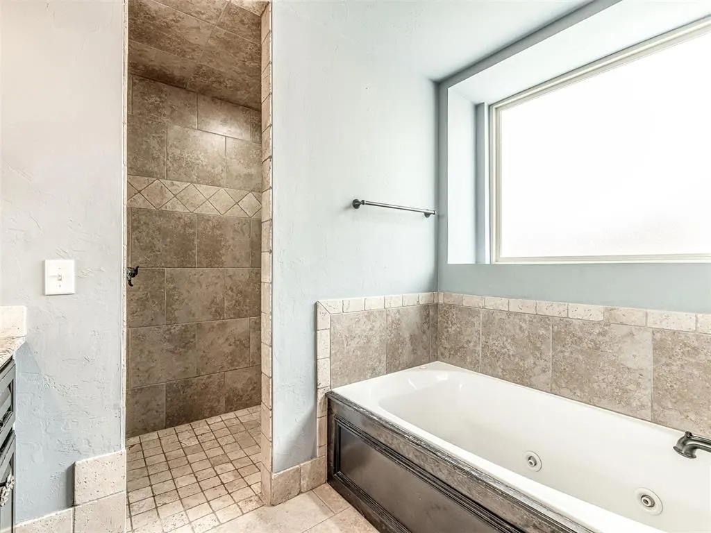 Photo 23 — 13609 Gentry Drive, Oklahoma City, OK 73142