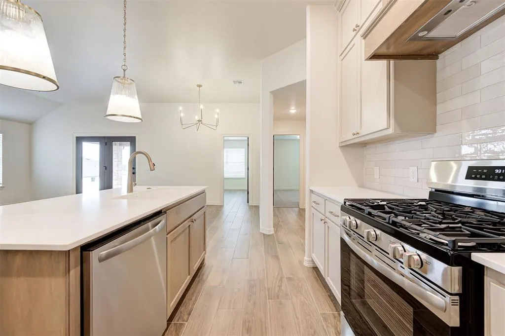 Photo 10 — 4233 Overlook Pass, Edmond, OK 73025