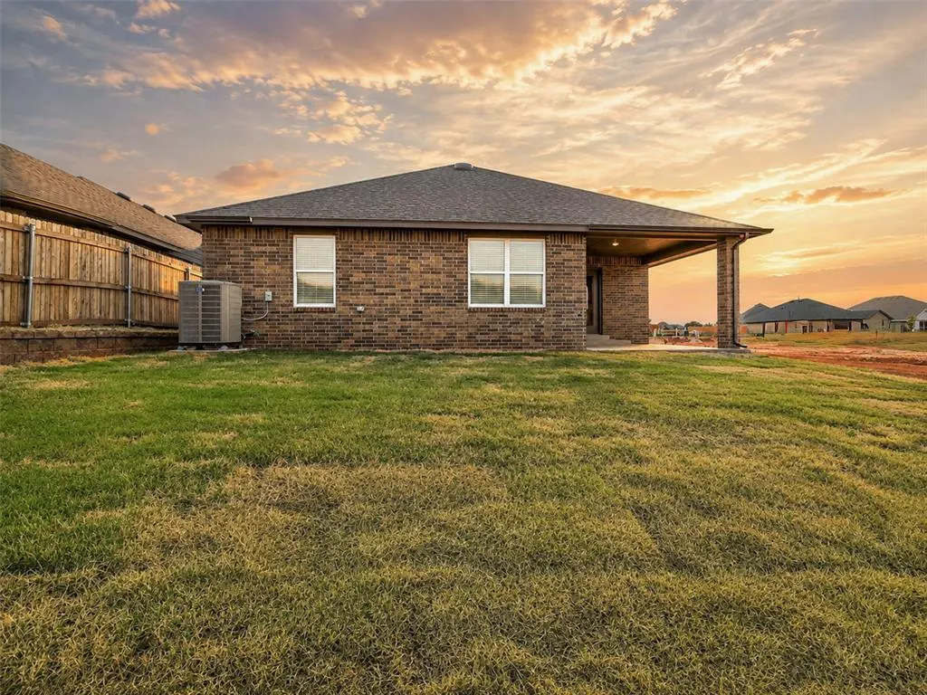 Photo 39 — 4233 Overlook Pass, Edmond, OK 73025