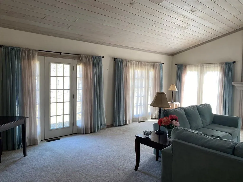Photo 7 — 815 W Date Street, Okemah, OK 74859