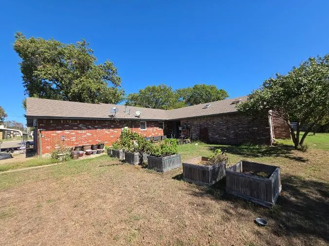 Photo 22 — 815 W Date Street, Okemah, OK 74859