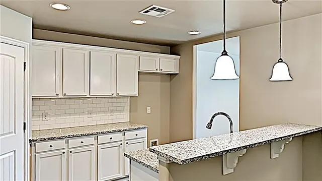 Photo 6 — 123 Saint Charles Way, Midwest City, OK 73130