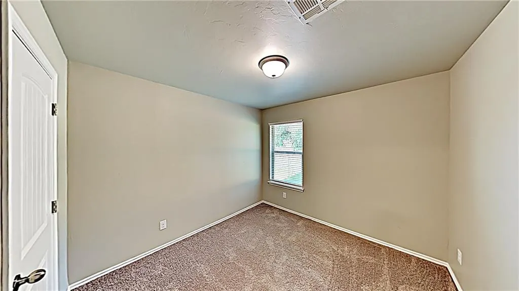 Photo 14 — 123 Saint Charles Way, Midwest City, OK 73130