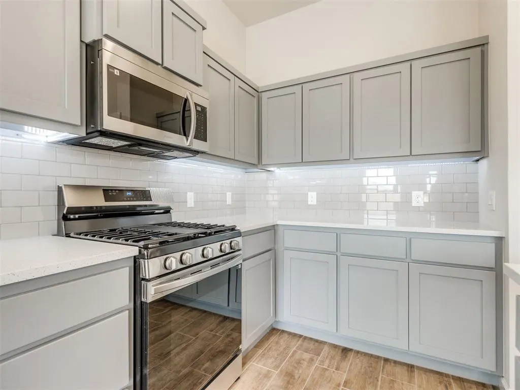 Photo 12 — 4015 Abingdon Drive, Norman, OK 73026