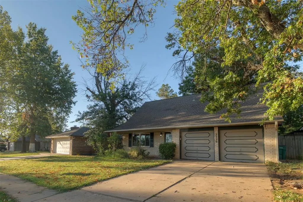 Photo 2 — 2220 NW 113th Street, Oklahoma City, OK 73120
