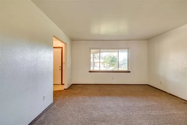 Photo 7 — 2220 NW 113th Street, Oklahoma City, OK 73120