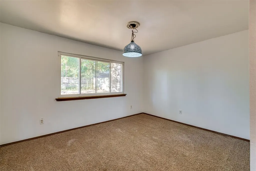 Photo 13 — 2220 NW 113th Street, Oklahoma City, OK 73120