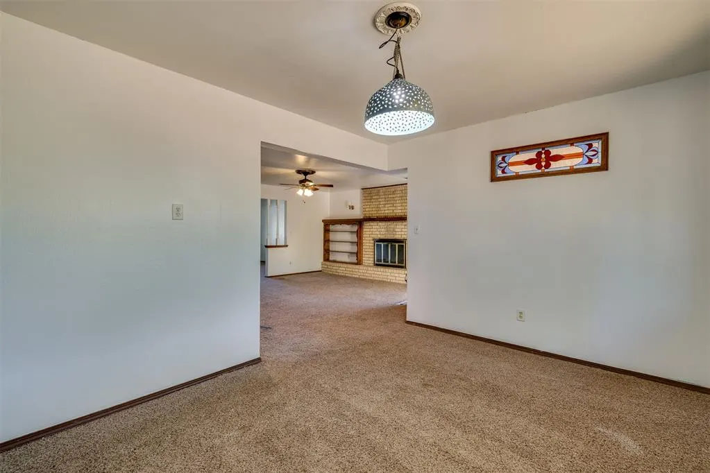 Photo 14 — 2220 NW 113th Street, Oklahoma City, OK 73120