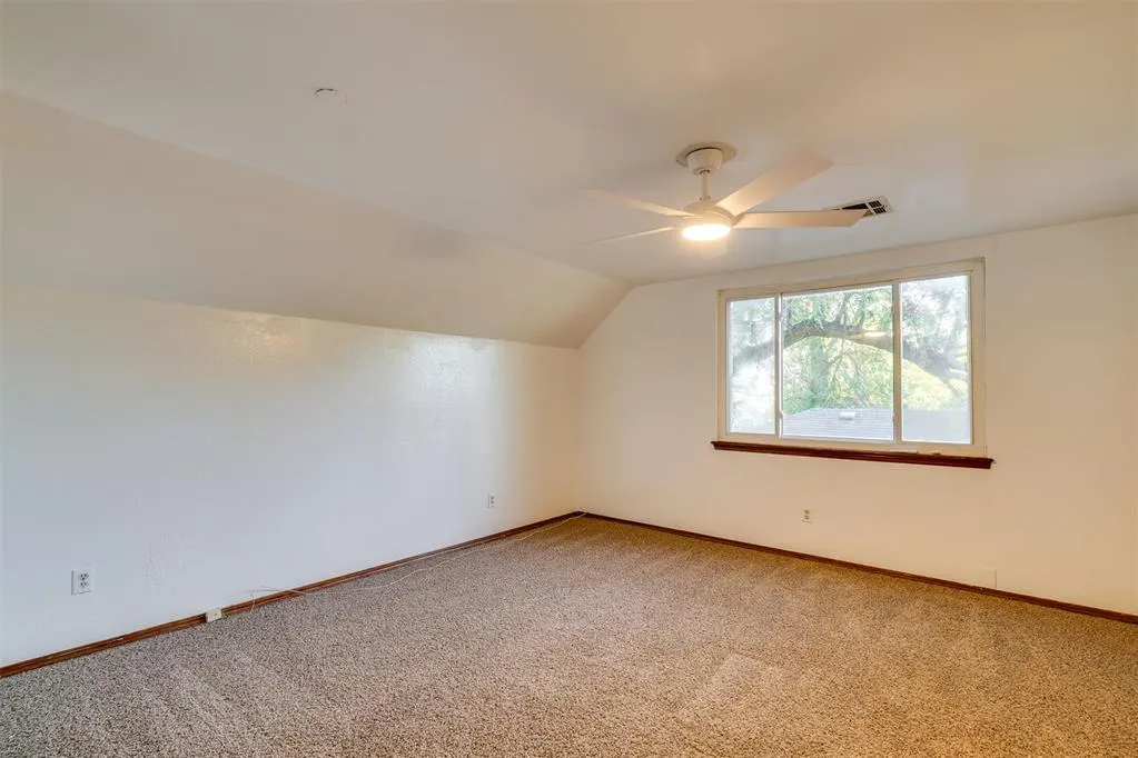 Photo 33 — 2220 NW 113th Street, Oklahoma City, OK 73120