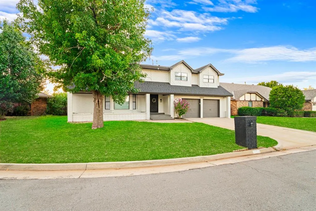 Photo 2 — 12109 Sierra Road, Oklahoma City, OK 73162