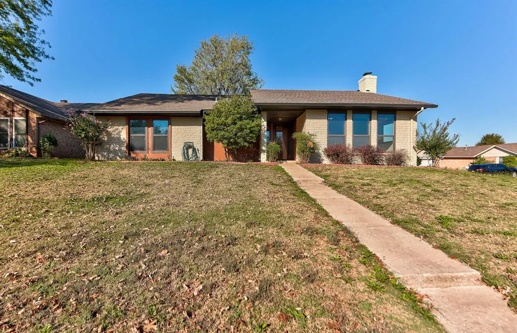 Photo 2 — 9013 Aaron Drive, Oklahoma City, OK 73132
