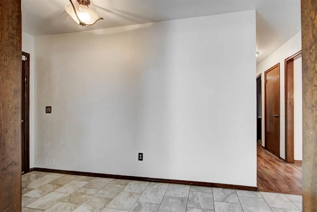 Photo 9 — 9013 Aaron Drive, Oklahoma City, OK 73132