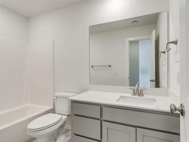 Photo 7 — 20653 Brush Creek Boulevard, Harrah, OK 73045