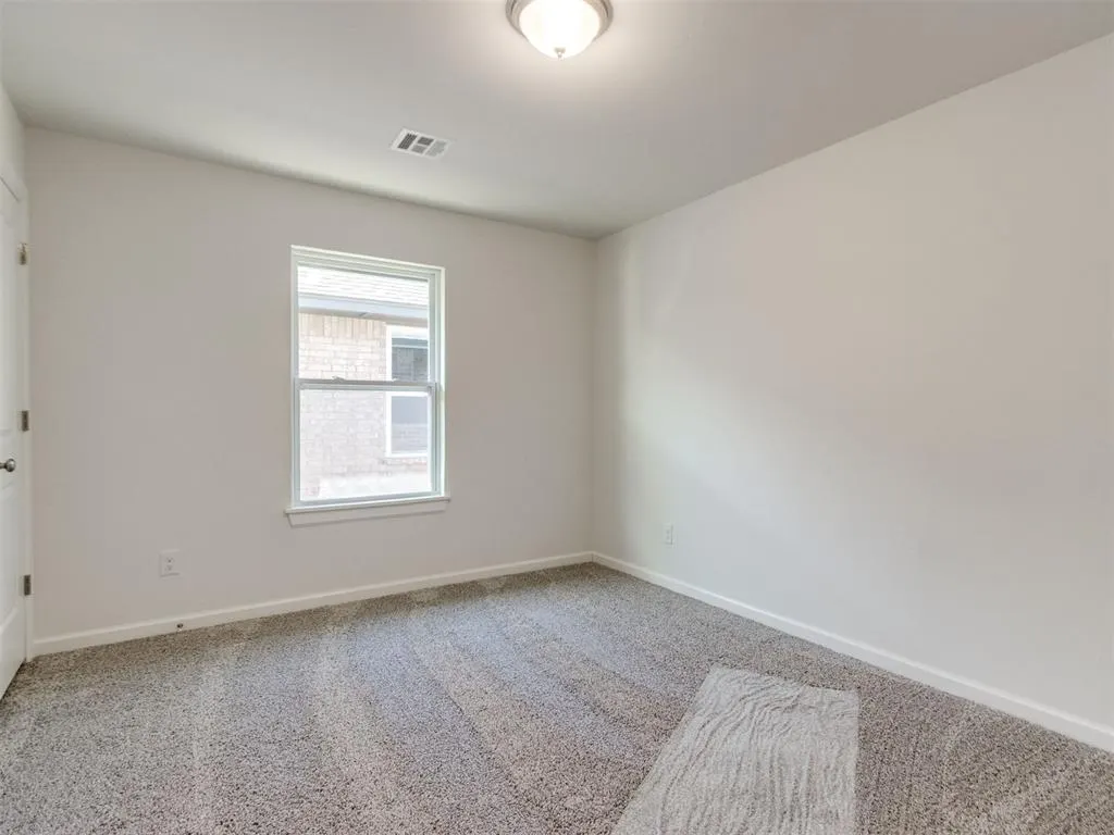 Photo 8 — 20653 Brush Creek Boulevard, Harrah, OK 73045