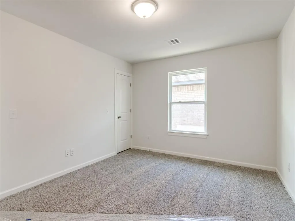 Photo 9 — 20653 Brush Creek Boulevard, Harrah, OK 73045