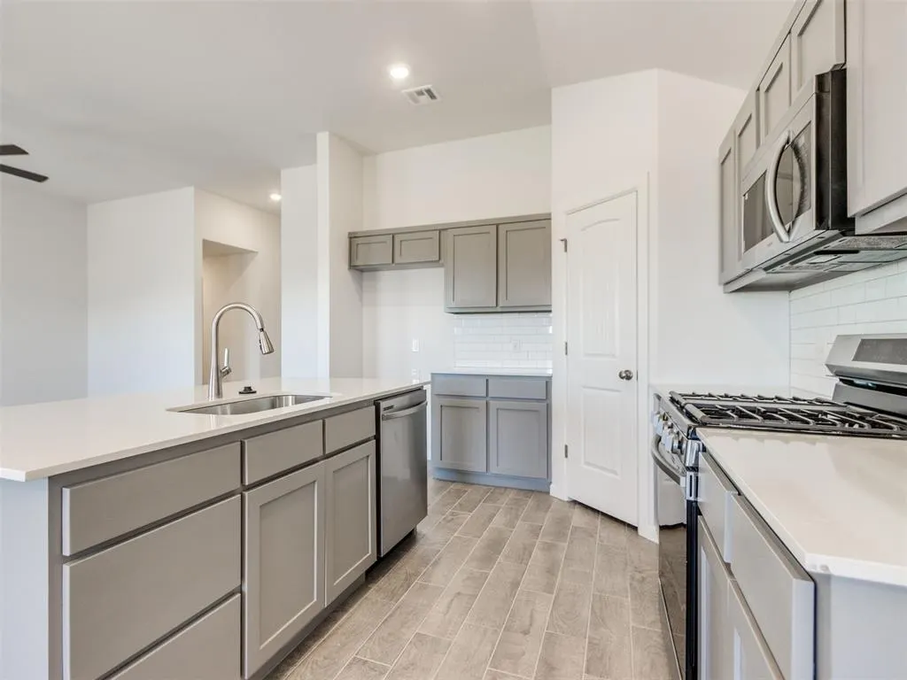 Photo 18 — 20653 Brush Creek Boulevard, Harrah, OK 73045