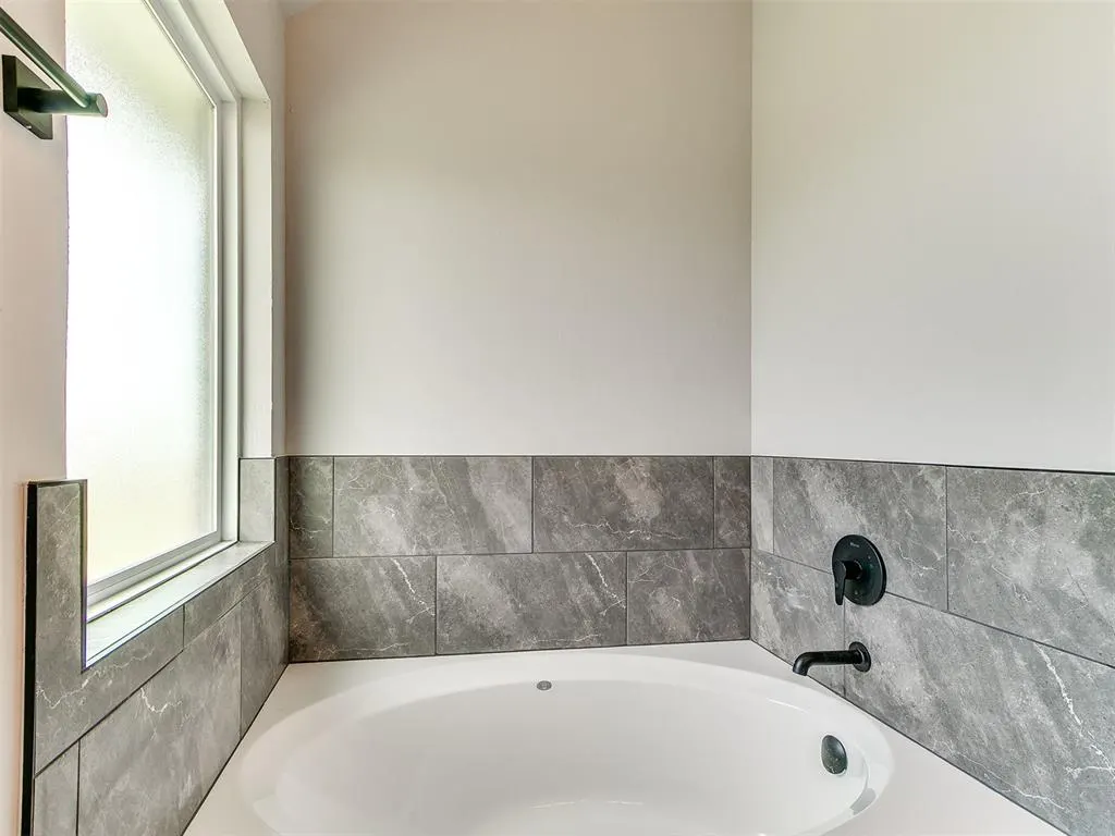 Photo 24 — 14109 Giverny Avenue, Yukon, OK 73099
