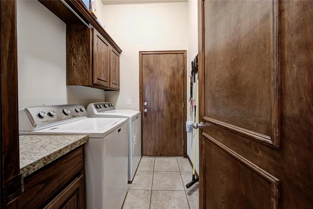 Photo 12 — 3313 Valley Hollow, Norman, OK 73071