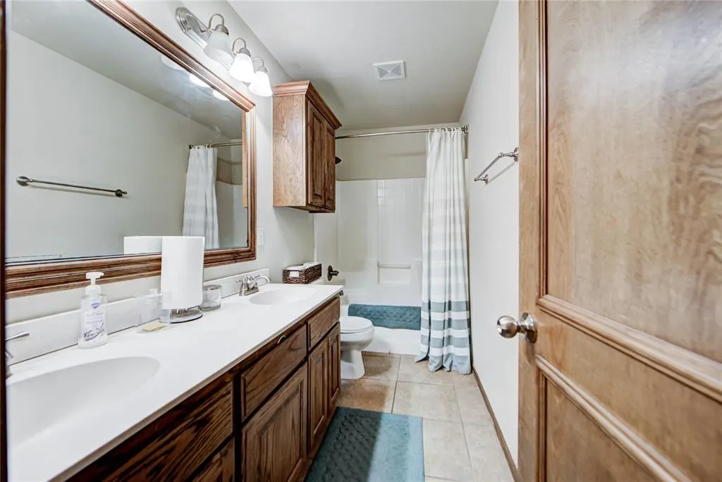 Photo 22 — 3313 Valley Hollow, Norman, OK 73071