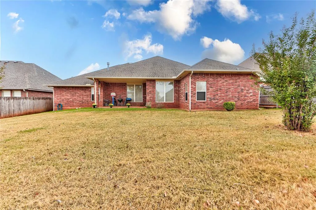 Photo 29 — 3313 Valley Hollow, Norman, OK 73071