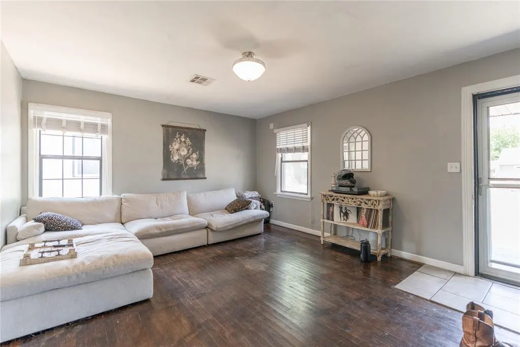 Photo 5 — 548 E Northrup Drive, Oklahoma City, OK 73110